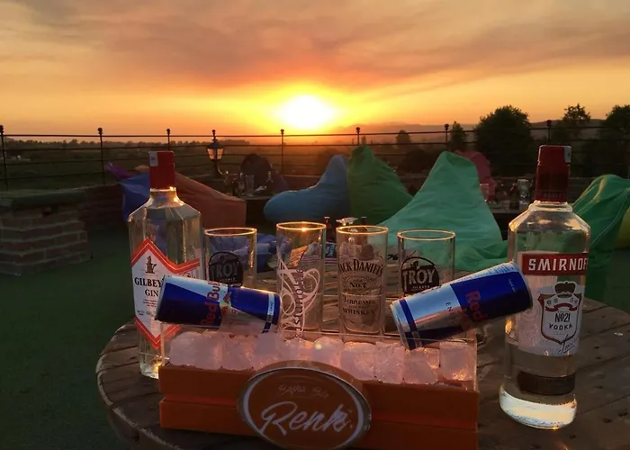 Rebetika & Bistro