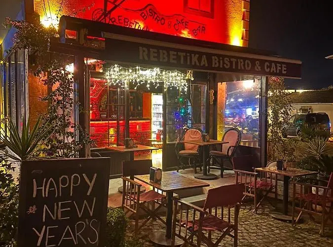 Hotel Rebetika & Bistro 3*