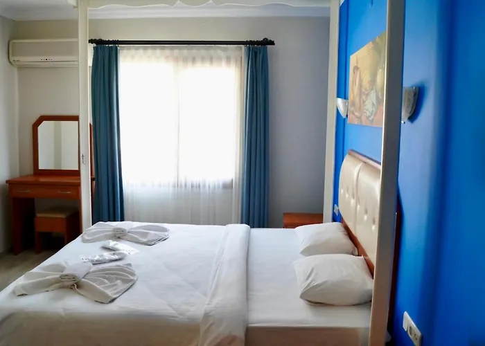 Hotel Rebetika & Bistro