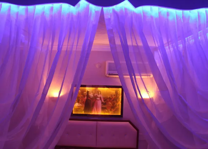 Hotel Rebetika & Bistro