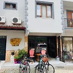 Rebetika & Bistro Szálloda Selçuk
