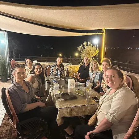 Rebetika & Bistro