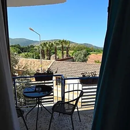 Rebetika & Bistro Hotell