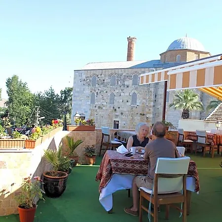 Rebetika & Bistro Hotell Selçuk