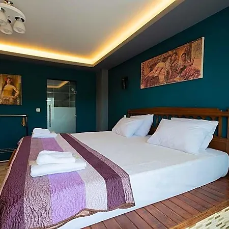 Rebetika & Bistro Hotell Selçuk