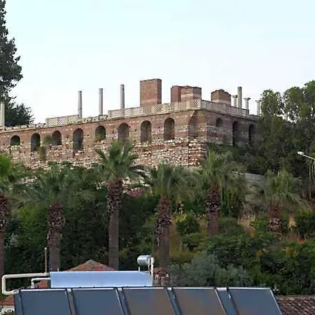 Rebetika & Bistro 3* Selçuk