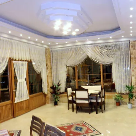 Hotel Rebetika & Bistro 3*