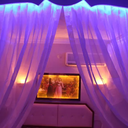 Hotel Rebetika & Bistro