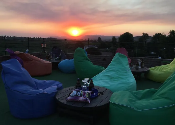 Rebetika & Bistro فندق 3*