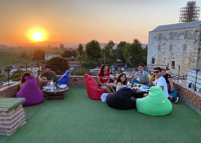فندق Rebetika & Bistro