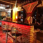 Rebetika & Bistro 3* סלצ'וק