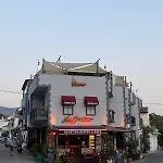 Rebetika & Bistro 3*