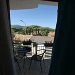 Rebetika & Bistro