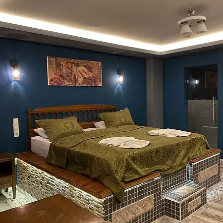 Rebetika & Bistro Ξενοδοχείο 3*